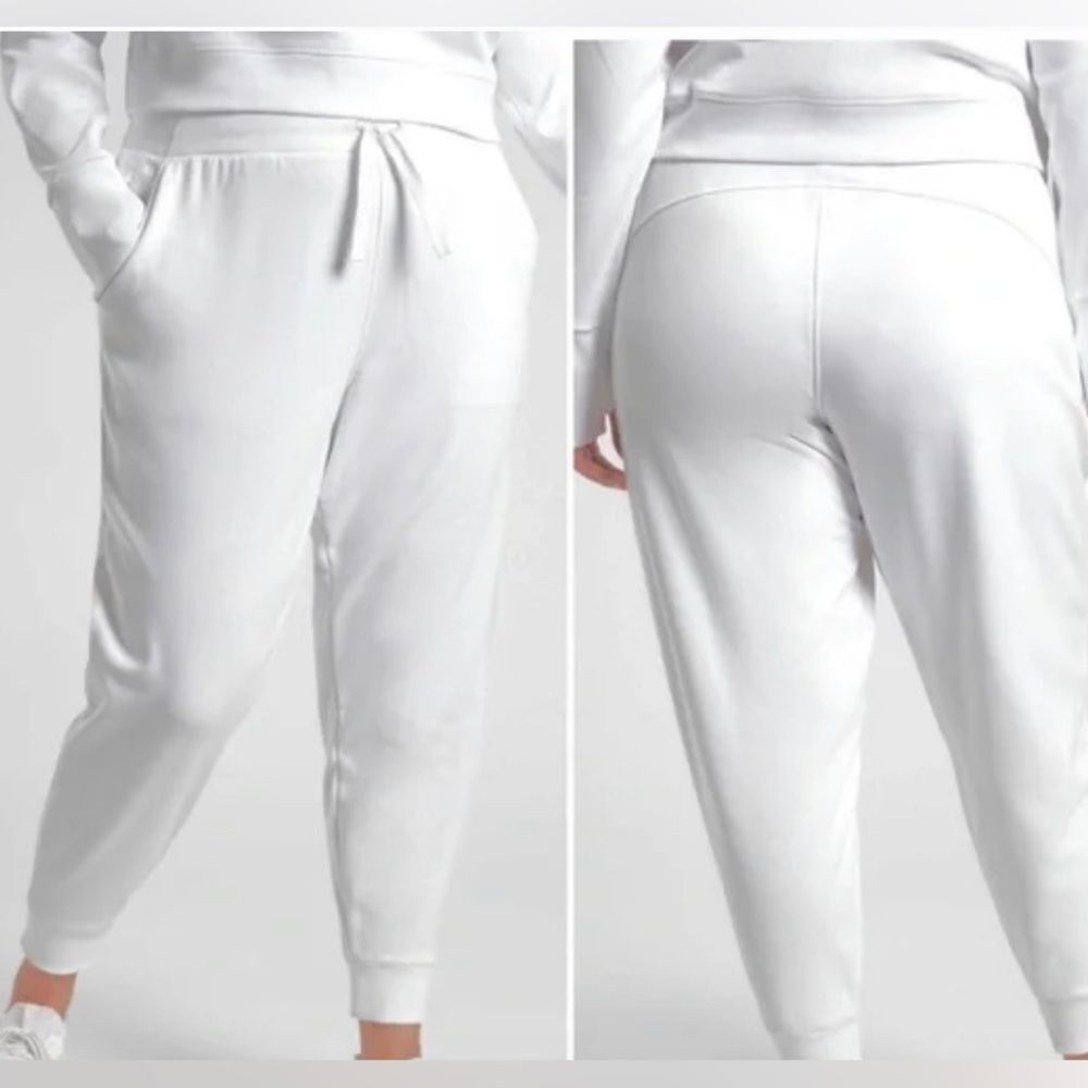 Athleta Triumph Jogger white sweatpants size 3X.